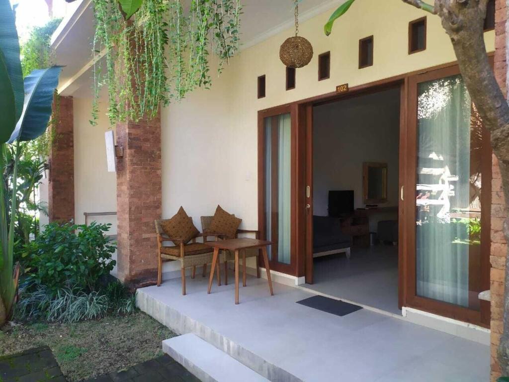 Mina Pelasa Hotel Resto