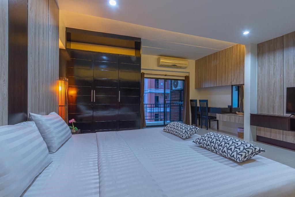 Grand Marina Hotel