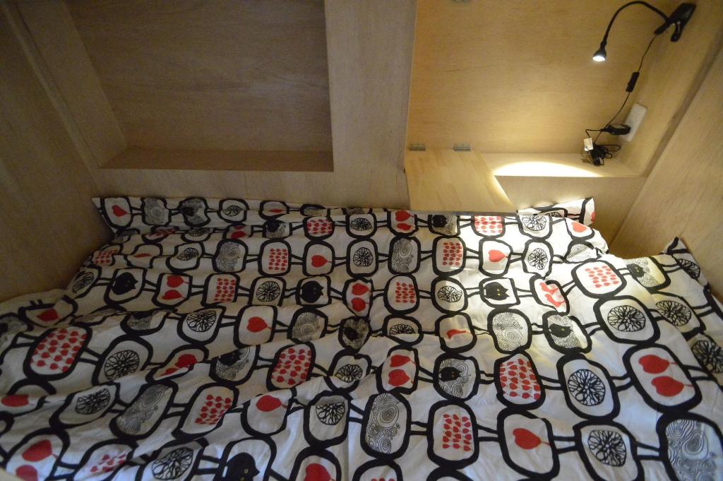 R Guest House Namba