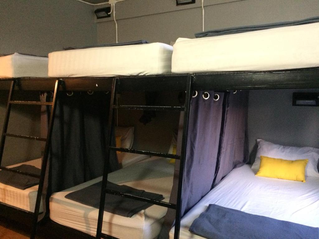 Beehive Phuket Oldtown Hostel