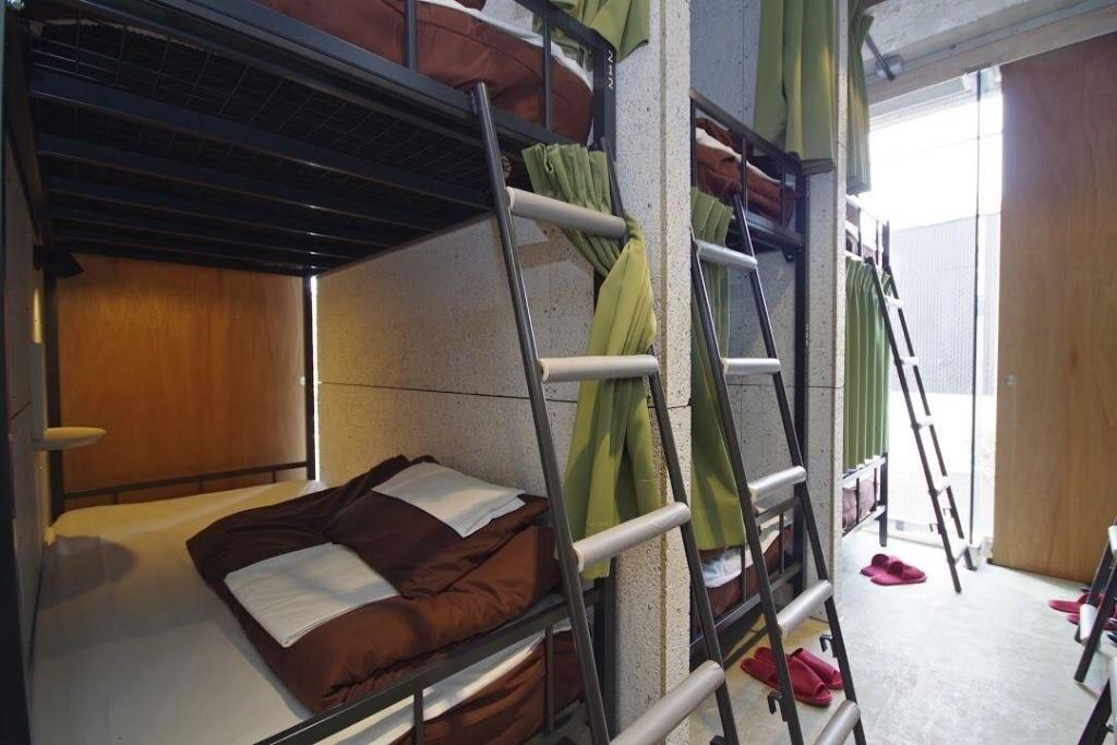 Oakhostel Fuji