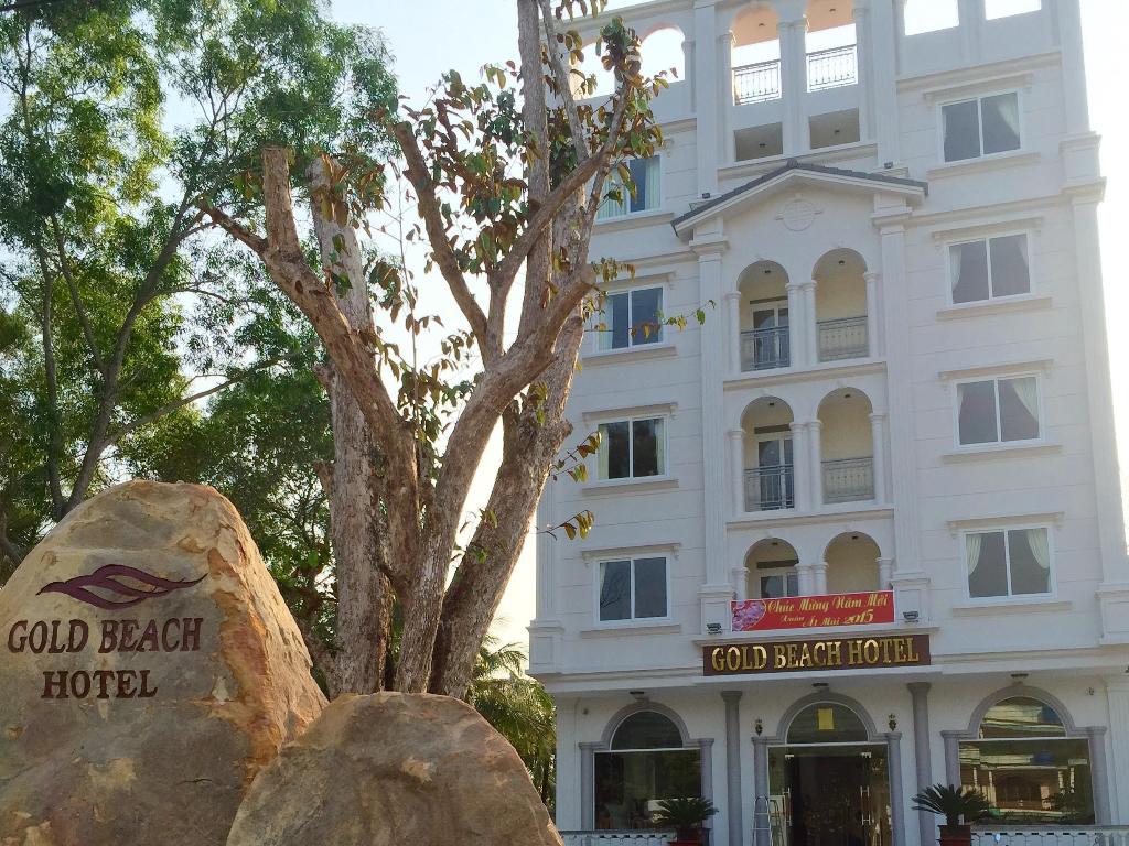 Gold Beach Hotel
