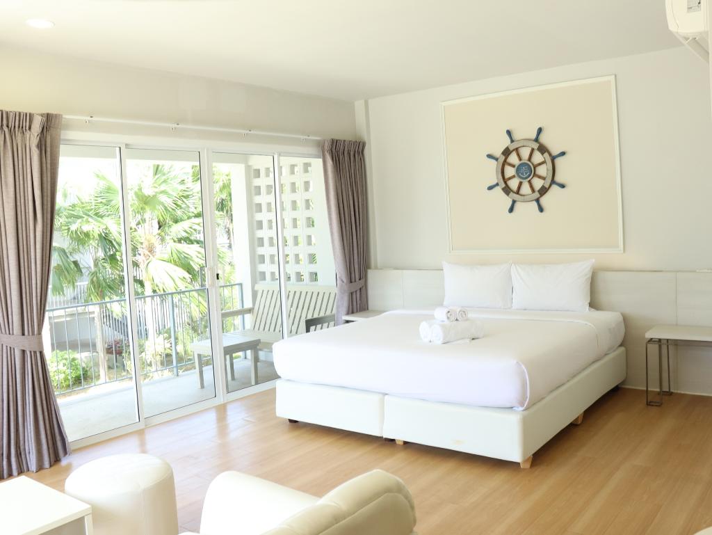 Combo Beach Hotel Samui