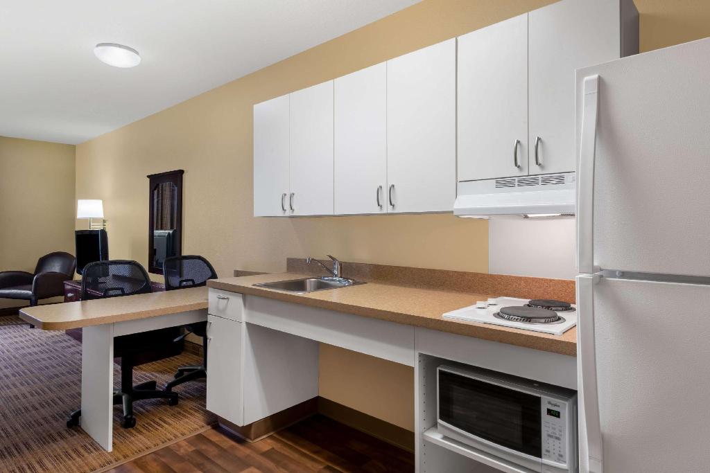 Extended Stay America Cleveland Brooklyn