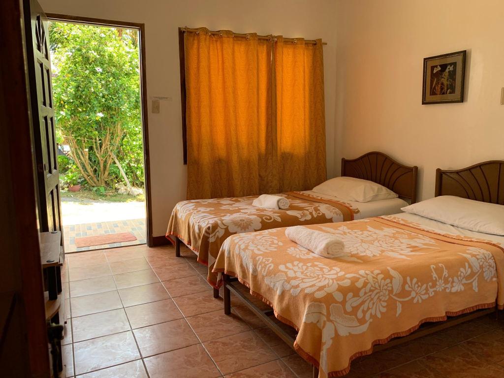 New Eve S Kiosk Dive Resort