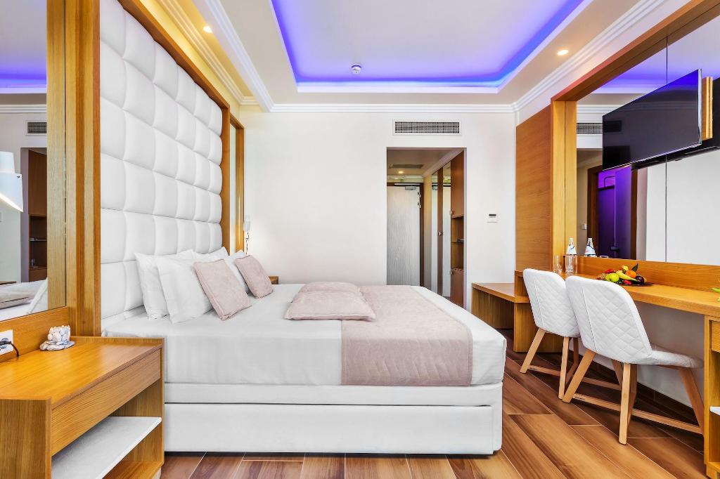 Porto Marine Hotel