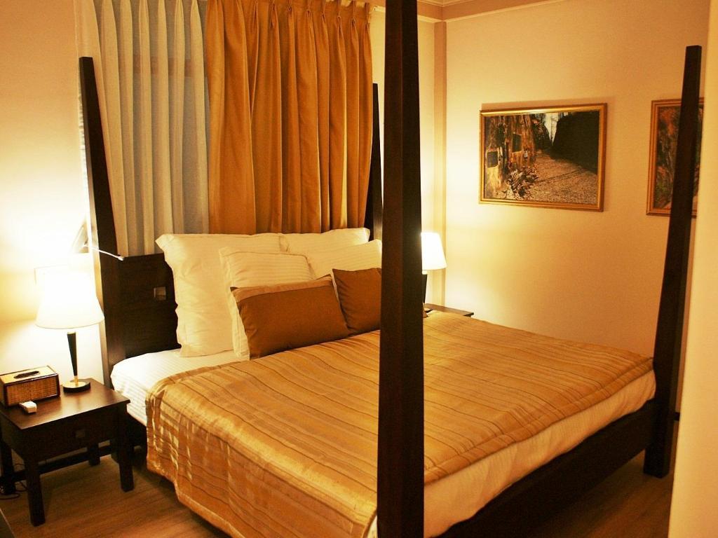hotel-thumb