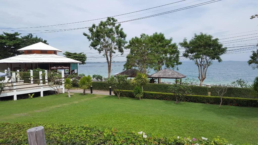 Samed Cliff Resort