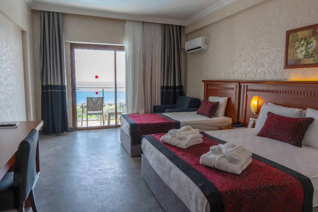 CASA FORA BEACH & RESORT