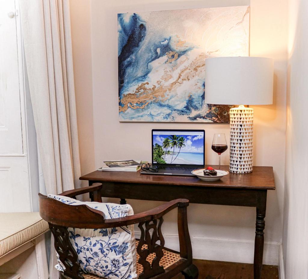 Sweetfield Manor Boutique Hotel