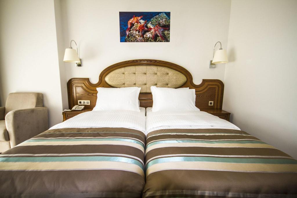 Sentido Sea Star Adults Only