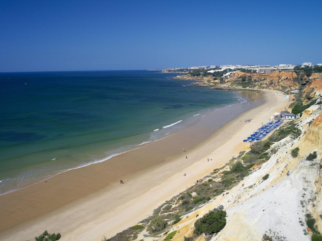 Imagem da galeria de Pine Cliffs Gardens