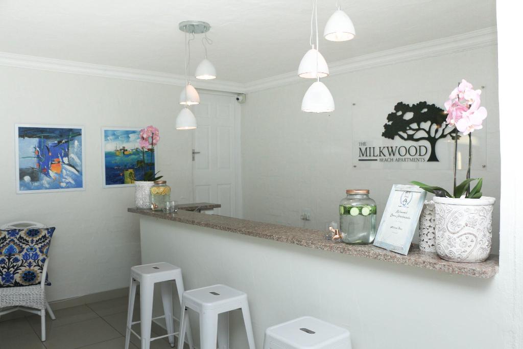The Milkwood Beach Apartments - Lobby