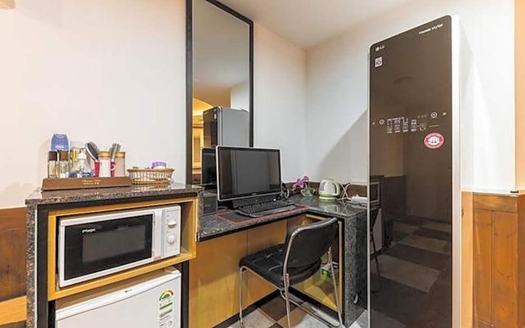 Cheonan Business Hotel