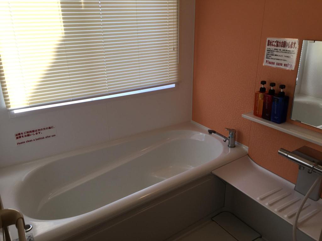 Orange Cabin Inn