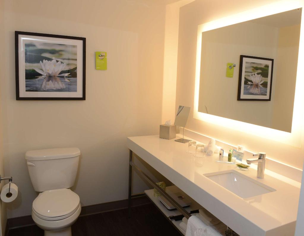 Radisson Kingswood Hotel Suites Fredericton Nb