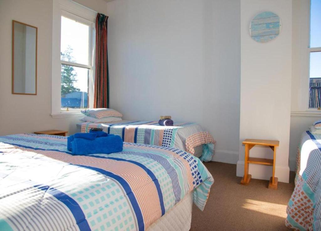 Blue Pub Hotel