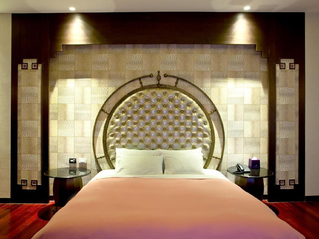 Royal Group Motel Ming Chen Branch