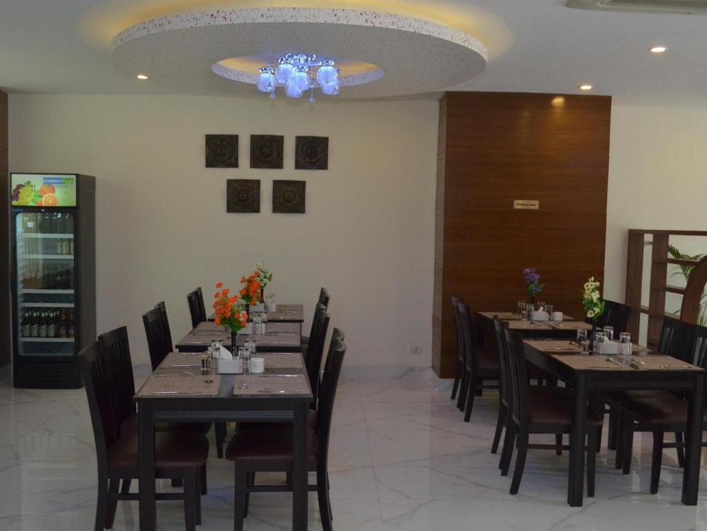 Regal Airport Hotel
