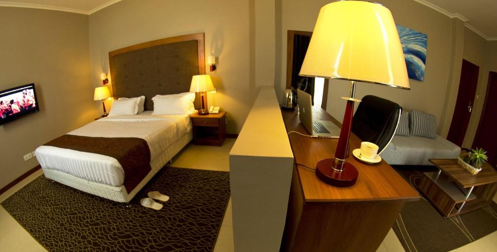 Seascape Hotel And Conference Centre
