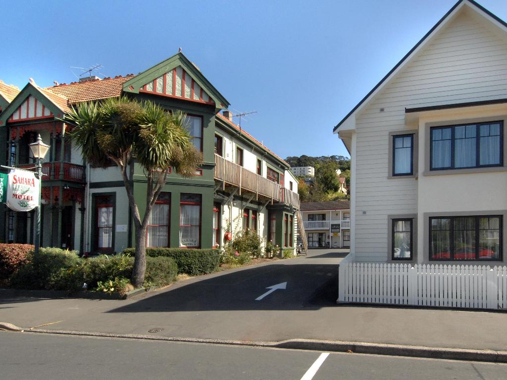 Sahara Guesthouse Motels