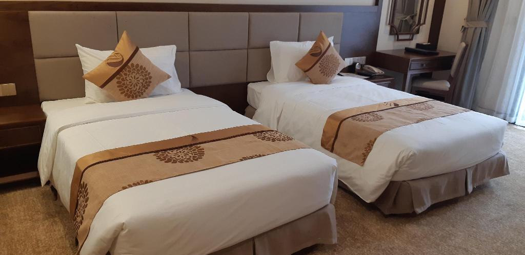 Duc Huy Grand Hotel And Spa