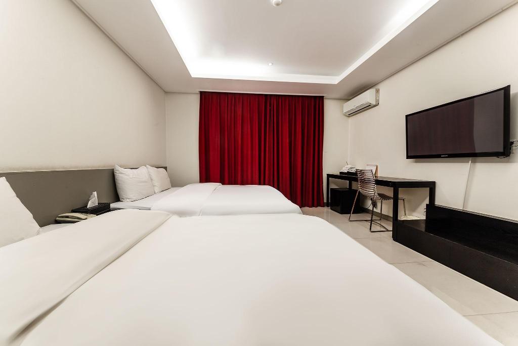 G Tourist Hotel Wolmido