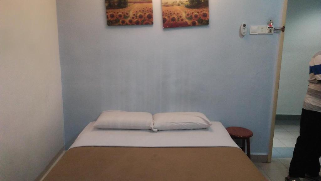 Dragon Inn Premium Hotel J B Sdn Bhd