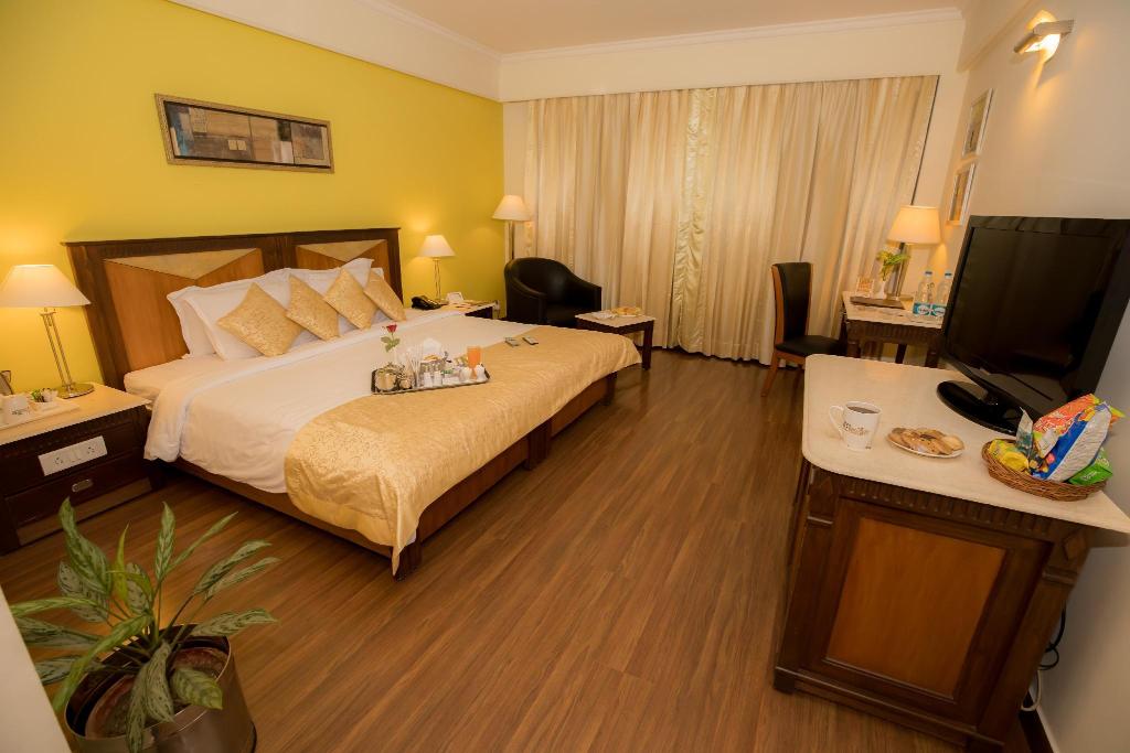 The Piccadily Hotel Lucknow