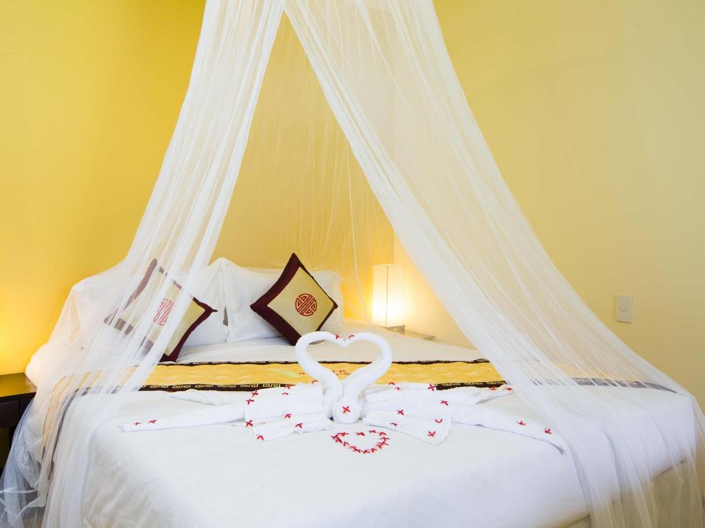 Hue Riverside Boutique Resort Spa