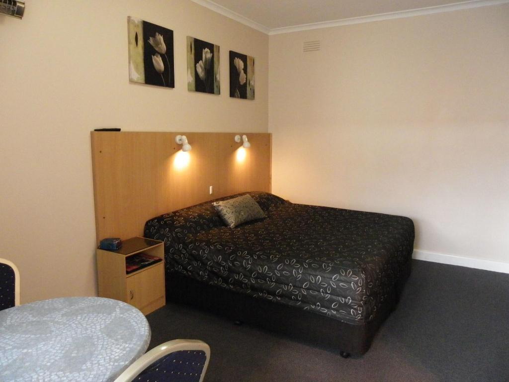 Clifton Motel