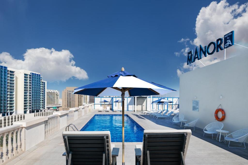 Hotel The Manor by JA, Vereinigte Arabische Emirate, Dubai. Großes 22