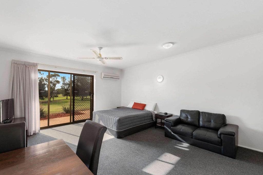 Comfort Inn Suites Riverland
