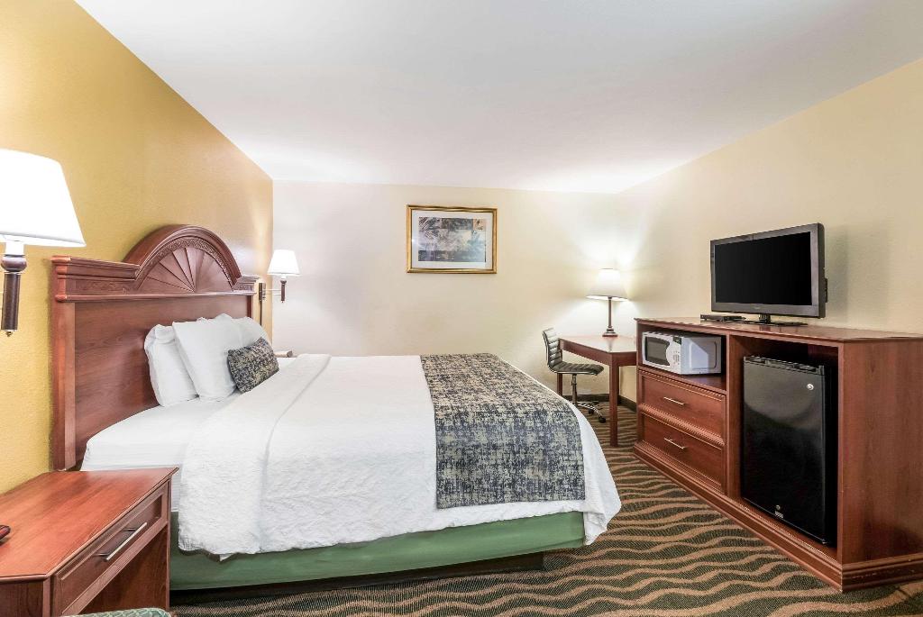 Rodeway Inn