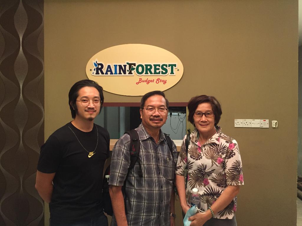 Rainforest Budget Stay