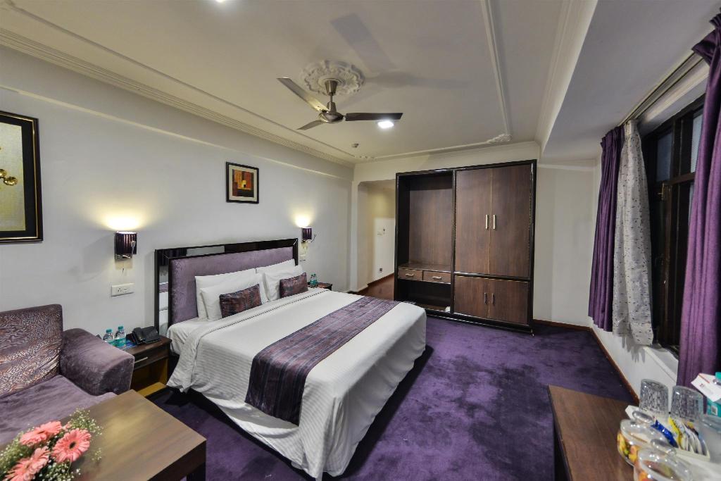 Batra Hotel And Residences