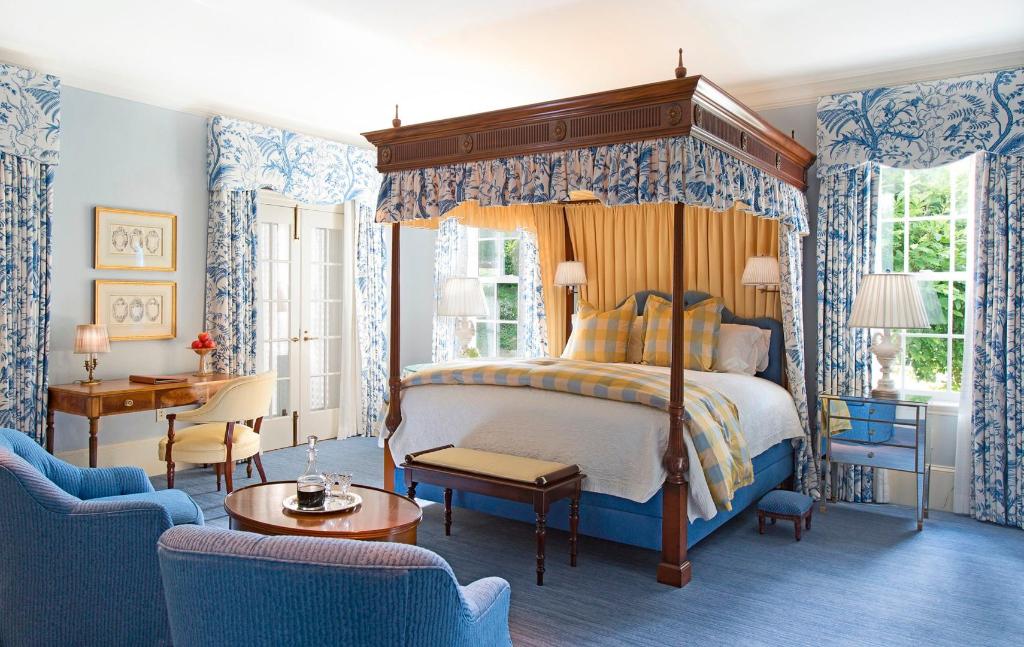 Mayflower Inn and Spa