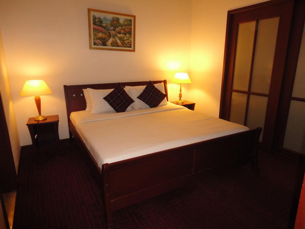 Raintree Service Suite At Times Square Kl