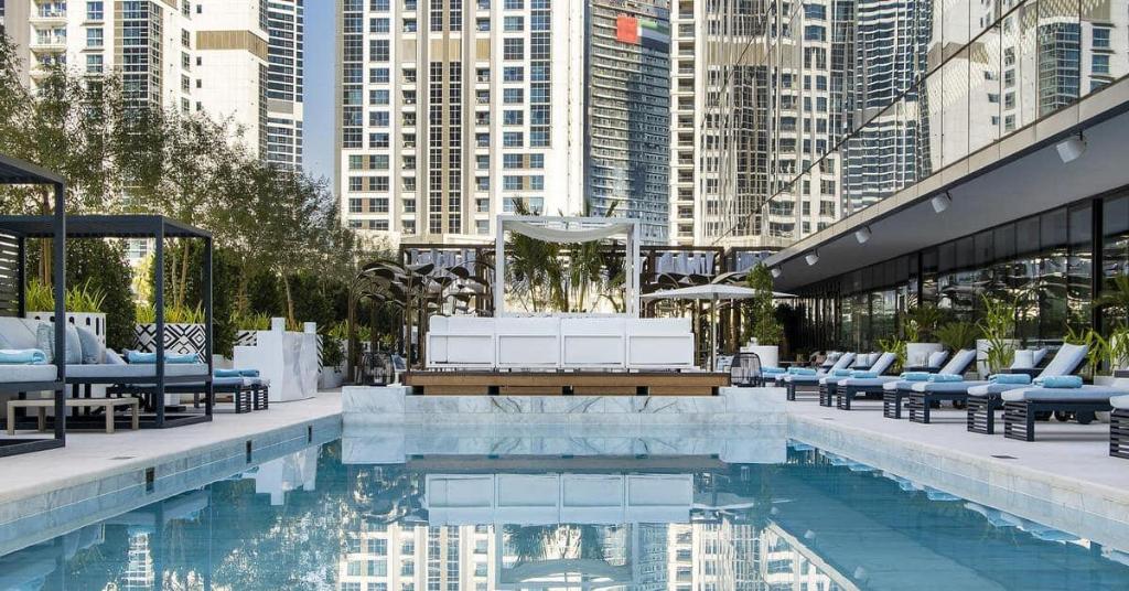 Hotel ME by Meliá Dubai, Vereinigte Arabische Emirate, Dubai. Großes 215