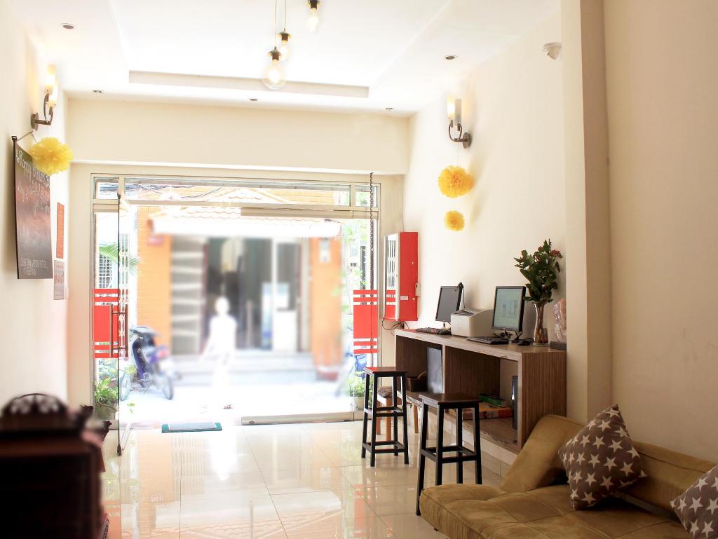 Giang Son 2 Hotel