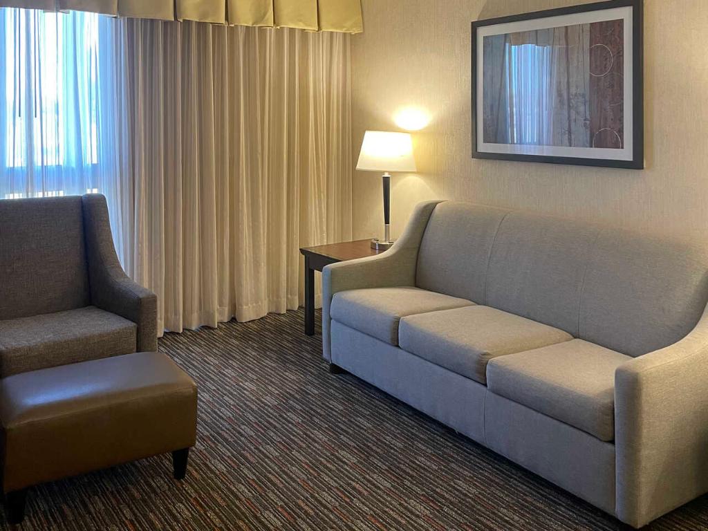 Prado Hotel