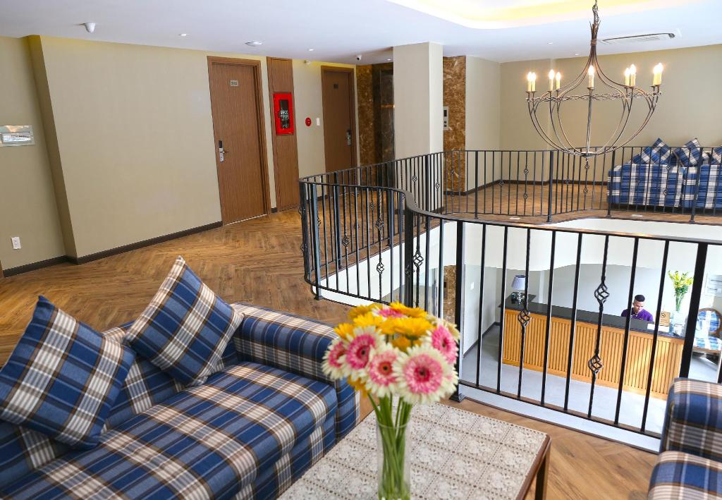 Bizu Royal Hotel