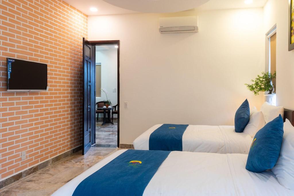 hotel-thumb