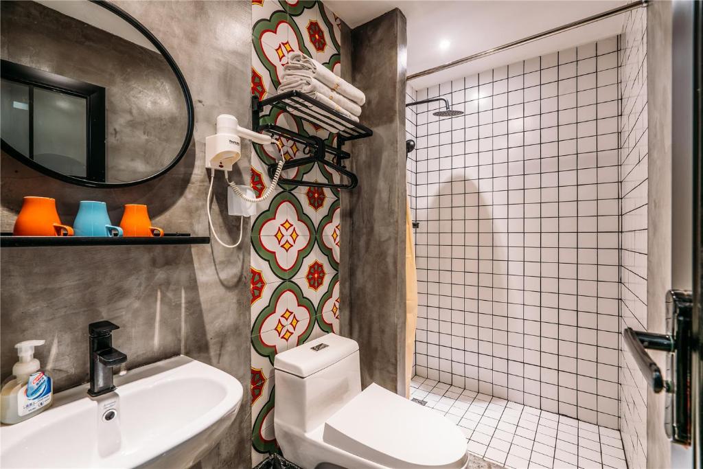 Chengdu Flipflop Lounge Hostel