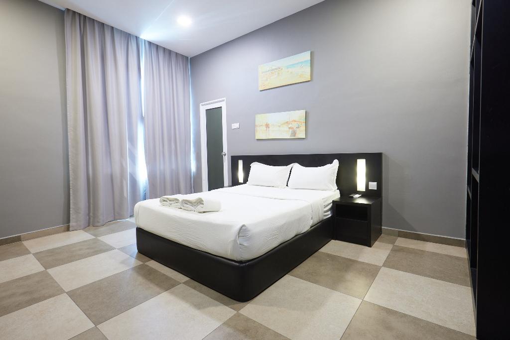 Elite Hotel Muar by ZUZU