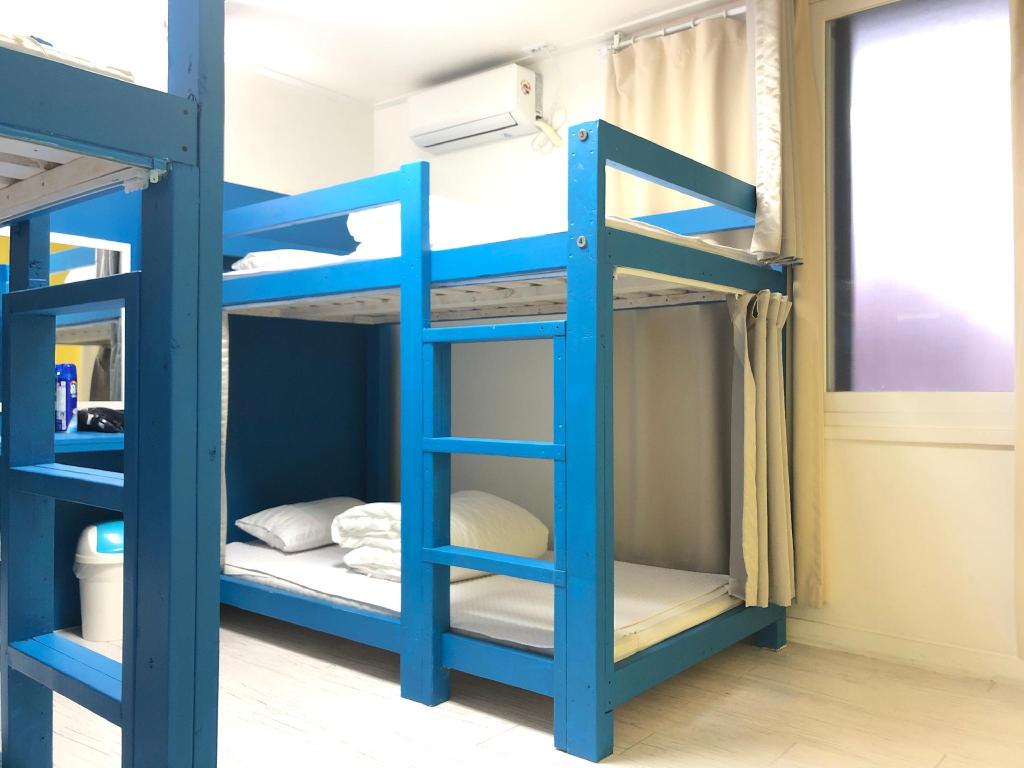 Slow Citi Hostel