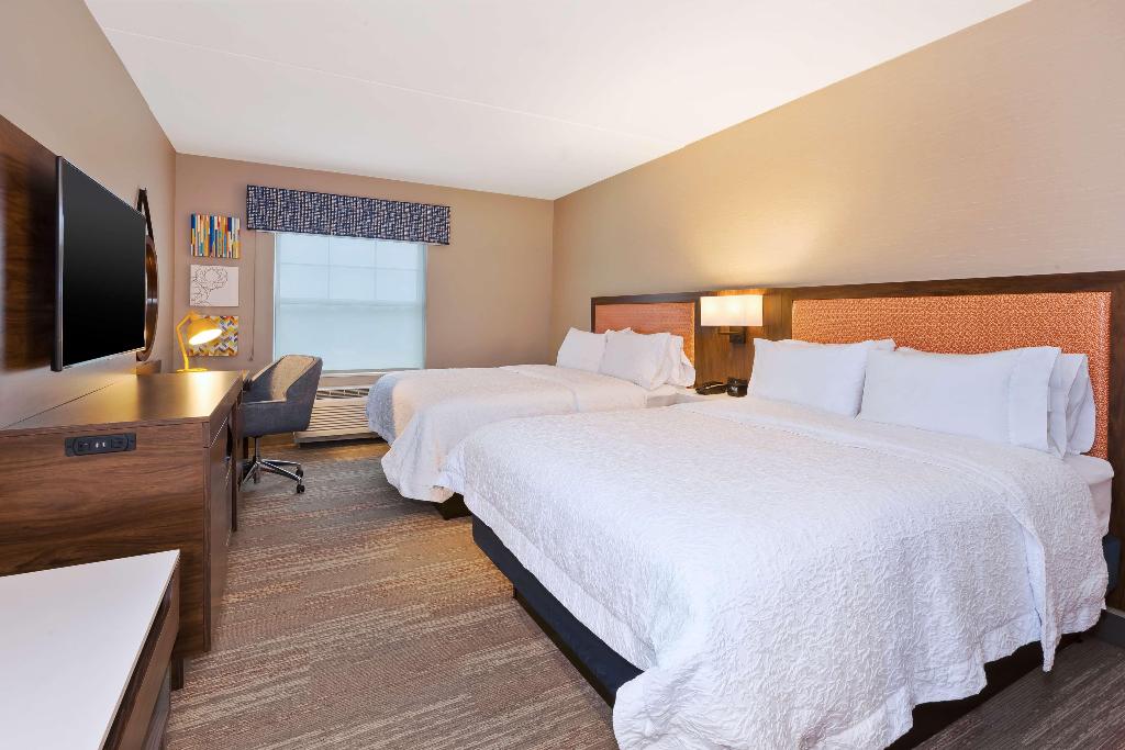 Hampton Inn By Hilton Buzzards Bay Cape Cod Canal