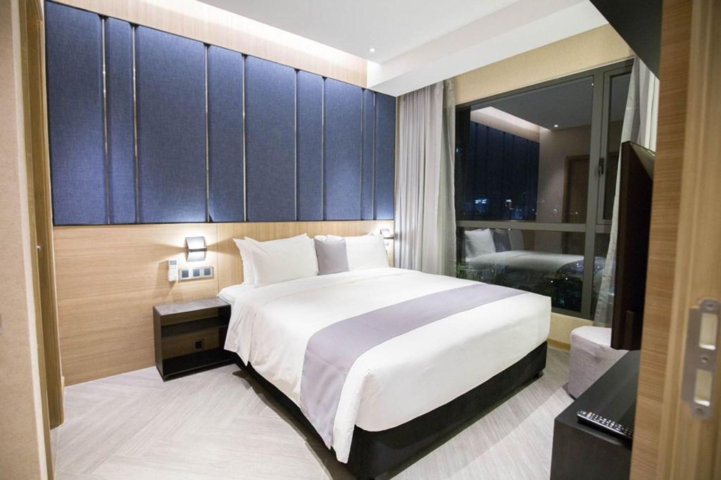 One Residence Hotel Apartment