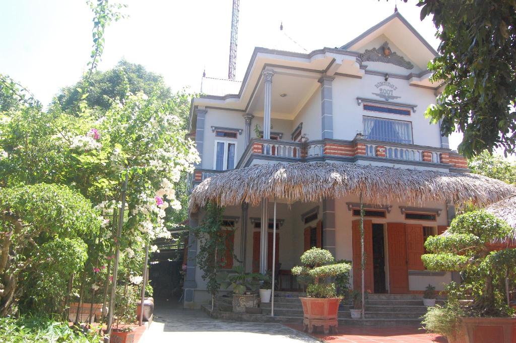 Ninh Binh Mountain View Homestay