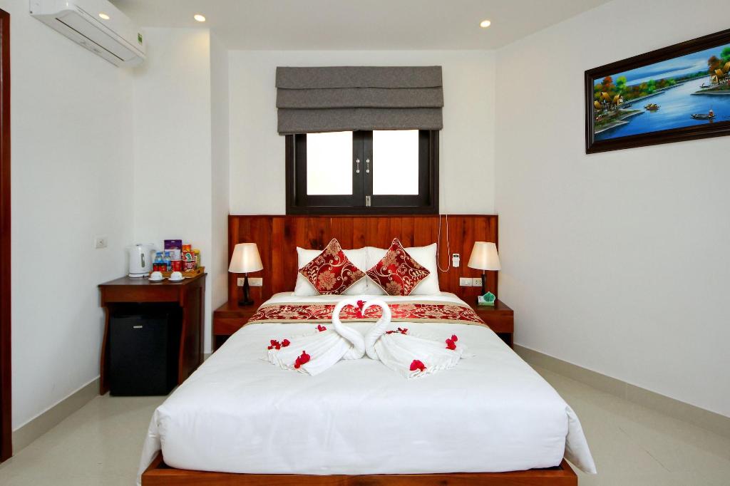 Threeway Riverside Villa